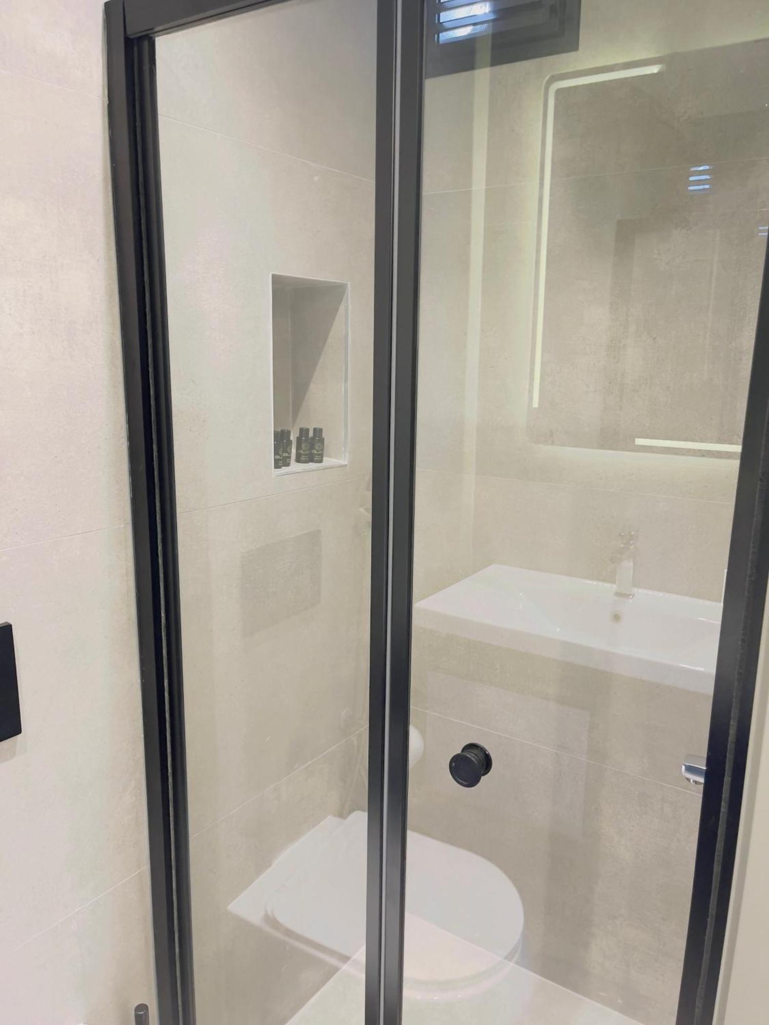 Aymira Suite Hotel อิสตันบูล ภายนอก รูปภาพ